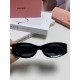 Tall version of the big logo 11WMIUMIU sunglasses are salty and sweet!!!! Love it so much!How can a beautiful woman not have a pair of good-looking sunglassesThis style of sunglasses is really nice!The miumiulogo on both