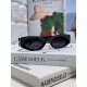 Tall version of the big logo 11WMIUMIU sunglasses are salty and sweet!!!! Love it so much!How can a beautiful woman not have a pair of good-looking sunglassesThis style of sunglasses is really nice!The miumiulogo on both