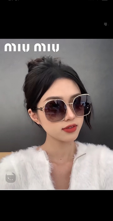 miumiu2024 new fashion advanced sense sunglasses female large face thin UV sunscreen sunglasses driving