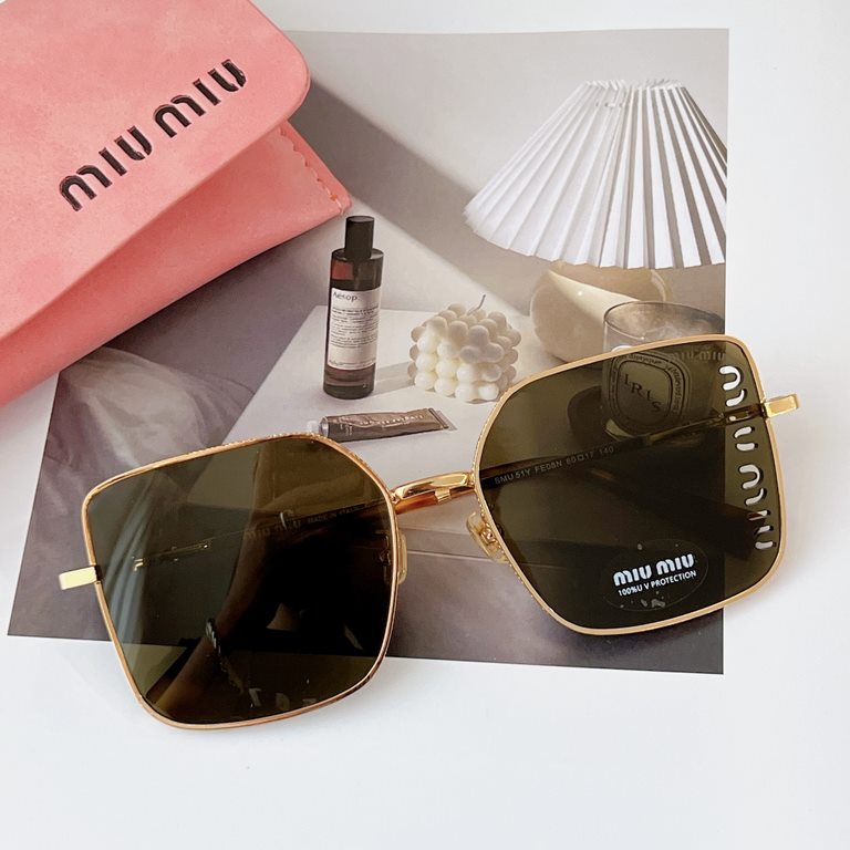 MIUMIU new hollowed out lens design original can hang chain non-market version recognize the exclusive quality   SMU51Y SIZE60-17-140 border logo around detachable chain