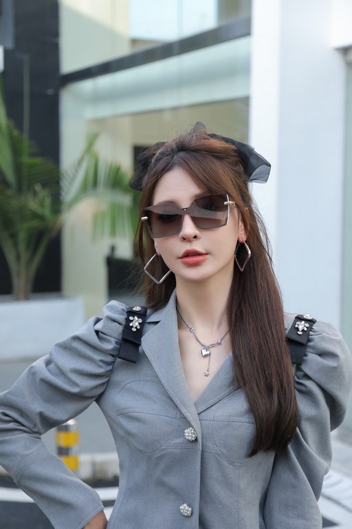 latest models miumiu home women's polarized sunglasses     starry sky models   big brand model   celebrity style Directly recommended models