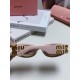 Tall version of the big logo 11WMIUMIU sunglasses are salty and sweet!!!! Love it so much!How can a beautiful woman not have a pair of good-looking sunglassesThis style of sunglasses is really nice!The miumiulogo on both