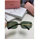 MIUMIU girl's new color is coming ~ want to weld on the face of the sunglasses!Hard goods are not afraid to be late ~ after months of ZP molding to createAny details perfectly reproduced, the official website without col