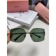 MIUMIU girl's new color is coming ~ want to weld on the face of the sunglasses!Hard goods are not afraid to be late ~ after months of ZP molding to createAny details perfectly reproduced, the official website without col