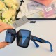 miumiu2024 new square large frame lightweight luxury wind senior sense of ladies sunglasses Xiaohongshu fashion street shooting tide models sunglasses