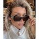 MIUMIU sunglasses are salty and sweet!!!! Love it so much!How can beautiful women not have a pair of good-looking sunglassesThis style of sunglasses is really nice!The miumiulogo on both sides is very chic!The shape is a