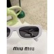 Today's collection of miumiu girls  SMU 08ZS] Drill leg bling bling~!Super cool small square sunglasses