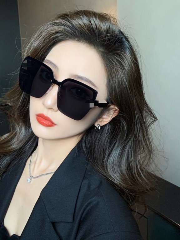 Miumiu new 2023 sunglasses female anti-ultraviolet round face thin personality fashion advanced sense rimless sunglasses trend glasses