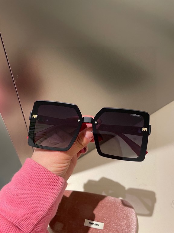 2023 newest models miumiu home women's polarized sunglasses     starry sky models big brand model celebrity style live broadcast recommended models #