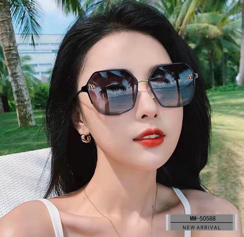 . [miu miu-miumiu] . [Polaroid Resin Polarized Lenses]  . . [Polaroid Resin Polarized Lenses] . [size 55-19-138,]. . [2022 new sunglasses to reduce the burden of glare, blocking harmful rays of radiation,   travel and to