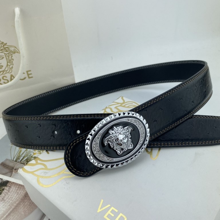 Comes in a fully wrapped gift box  Versace. Men's Flower Leather Belt 38mm Both sides imported flower leather leather pressed. Can be used on both sides Counter alignment With new buckle