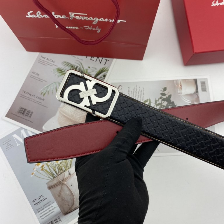 With a full set of packaging gift box   Ferragamo men's floral leather belt 38mm double-sided imported leather can be used on both sides of the counter line with the new buckle