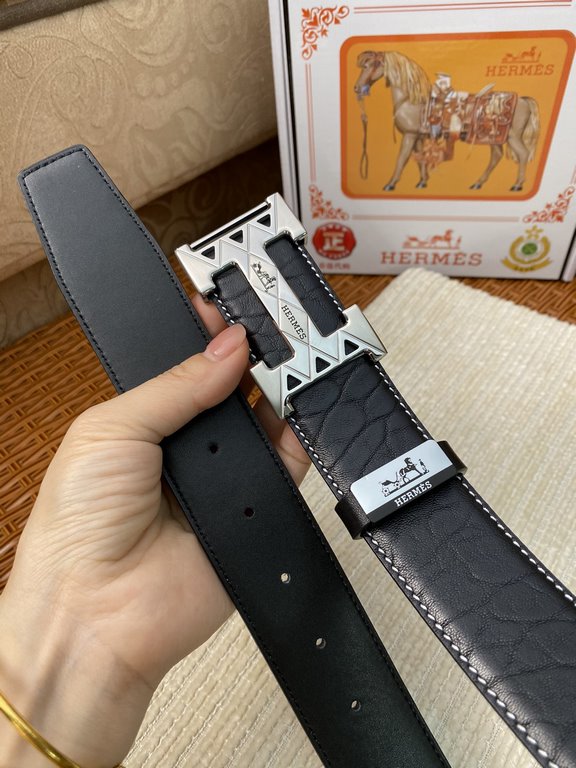 Name Hermès C  original singleMaterial the original single cowhide belt Percentage of the first layer of cowhide belt  guarantee leather, 24K pure steel buckle, counter original single quality, fine workmanship, fashiona