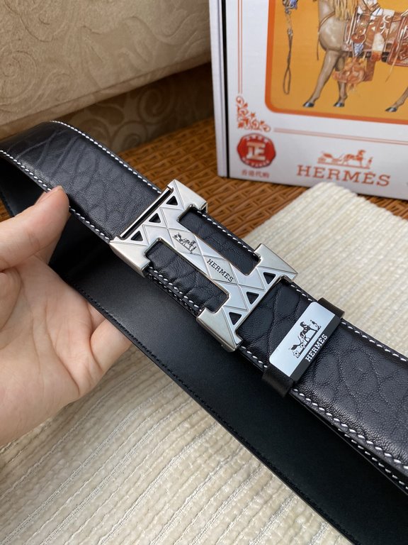 Name Hermès C  original singleMaterial the original single cowhide belt Percentage of the first layer of cowhide belt  guarantee leather, 24K pure steel buckle, counter original single quality, fine workmanship, fashiona