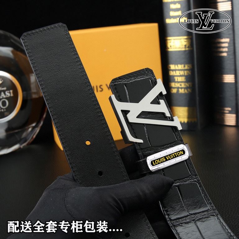 High-end quality, real shot Lots with a full set of packaging Brand L@V overseas original single button material two-color steel buckle  Belt body texture front 38mm width using imported first layer cross grain cowhide b