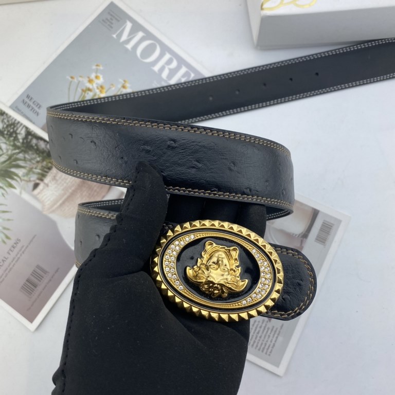 Comes in a fully wrapped gift box  Versace. Men's Flower Leather Belt 38mm Both sides imported flower leather leather pressed. Can be used on both sides Counter alignment With new buckle