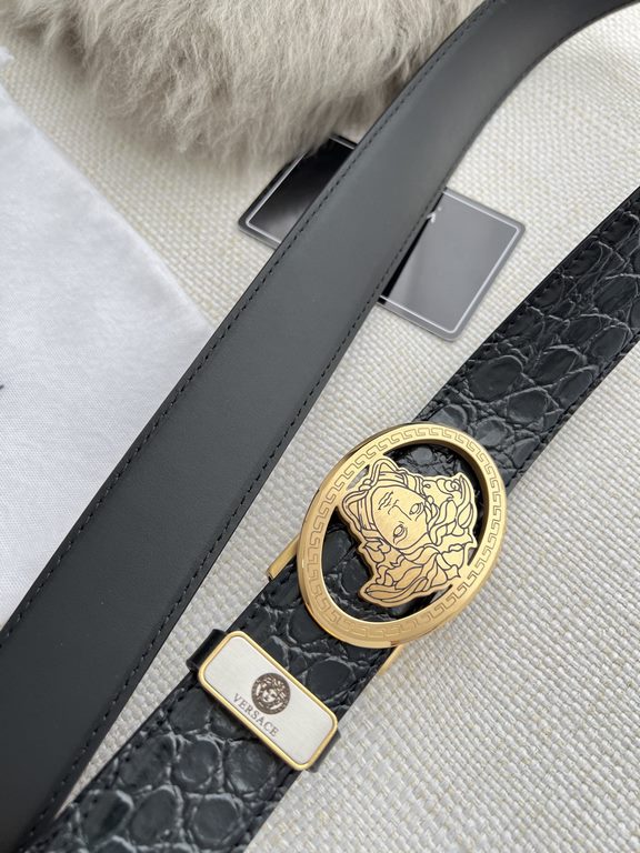 Name Versace.VERSACE.  belt - belt - automatic beltModel automatic belt body, pure steel material classic human head automatic buckle, pictures taken in kindBelt   100% head layer cowhide, automatic belt body, guaranteed