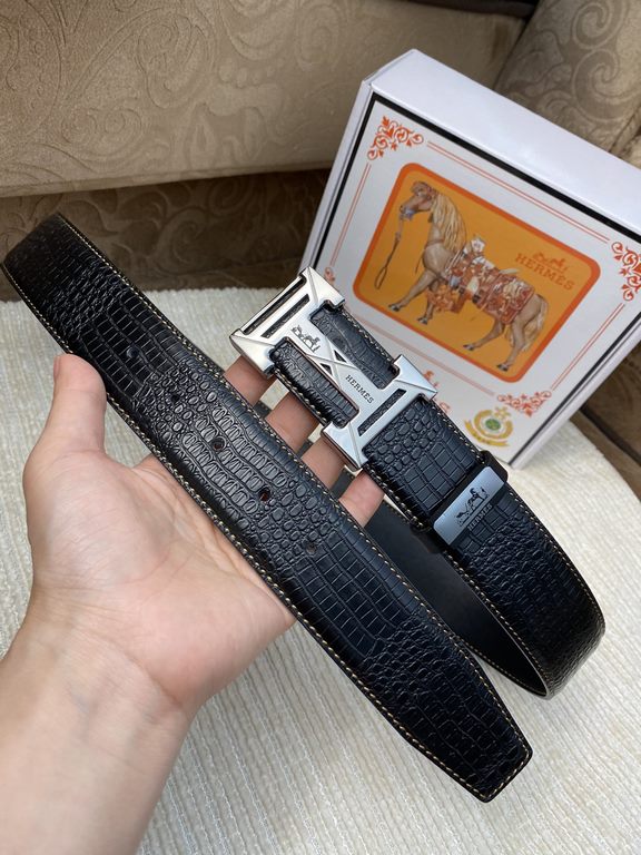 Name Hermès C  original singleMaterial the original single cowhide belt Percentage of the first layer of cowhide belt  guarantee leather, 24K pure steel buckle, counter original single quality, fine workmanship, fashiona