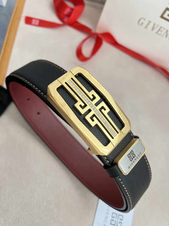 Name Givenchy.GIVENCHY-belt  -belt original singleModel hanging buckle, pure steel material with diamonds buckle head, double-sided head layer cowhideMaterial   100% head layer cowhide, guarantee leather. 24k pure steel 