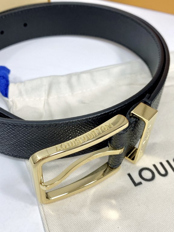 With a full set of packaging gift box   Louis Vuitton original quality classic models belt, Italy imported original first layer cowhide, boutique brass pin buckle, fashionable versatile never out of fashion, width 3.5cm