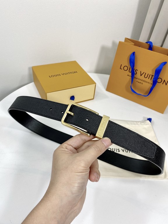 With a full set of packaging gift box   Louis Vuitton original quality classic models belt, Italy imported original first layer cowhide, boutique brass pin buckle, fashionable versatile never out of fashion, width 3.5cm