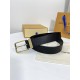 With a full set of packaging gift box   Louis Vuitton original quality classic models belt, Italy imported original first layer cowhide, boutique brass pin buckle, fashionable versatile never out of fashion, width 3.5cm