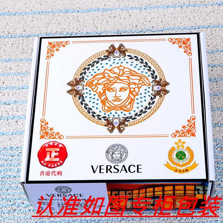 Product name VERSACE. Versace   original single Materials  100% first layer cowhide, guarantee leather. 24k pure steel buckle   double-sided available  counter the same quality, send a person for personal use preferred  