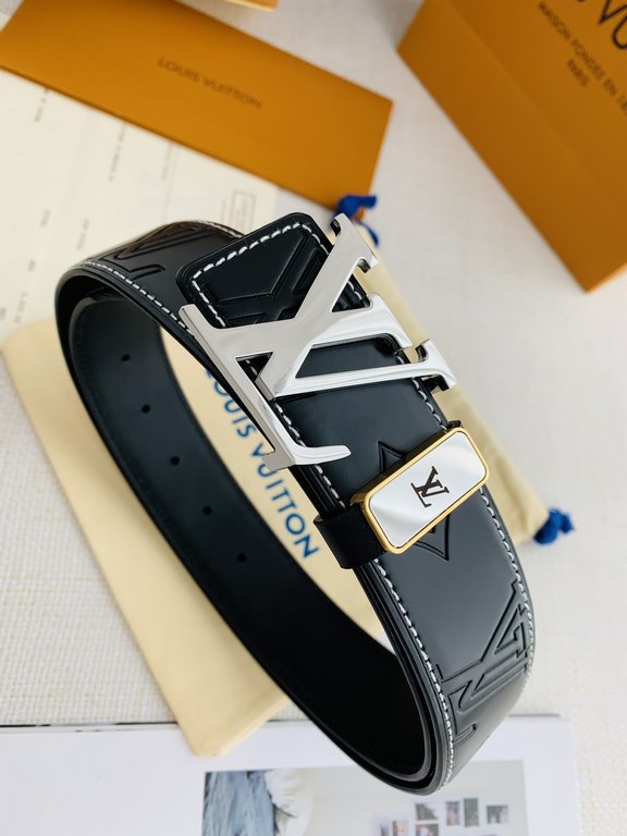 Name LV... LOUIS ... Weideng   original singleModel hanging buckle, new embossed with body, head layer cowhide, pictures taken in kindMaterial   head layer cowhide, hanging buckle series, pure steel buckle head, palladiu