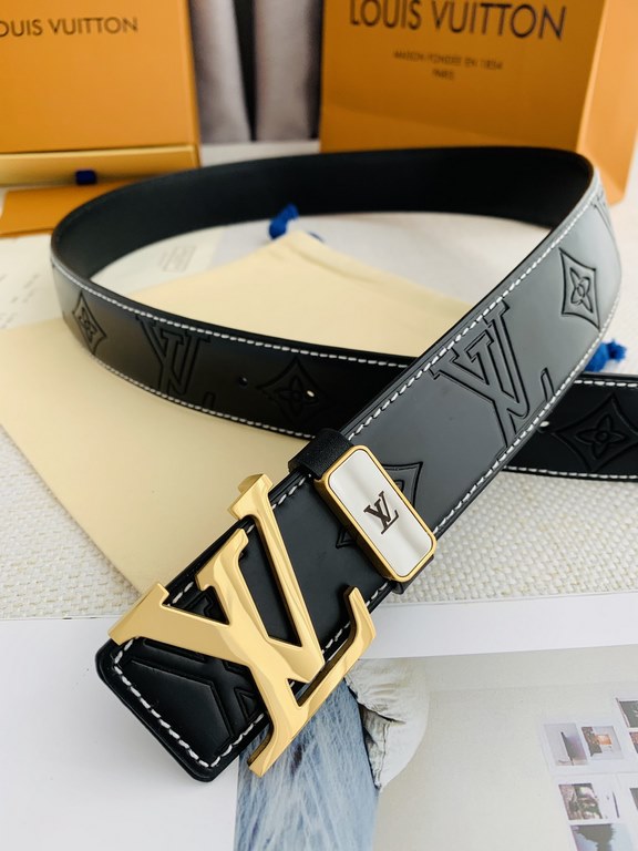 Name LV... LOUIS ... Weideng   original singleModel hanging buckle, new embossed with body, head layer cowhide, pictures taken in kindMaterial   head layer cowhide, hanging buckle series, pure steel buckle head, palladiu