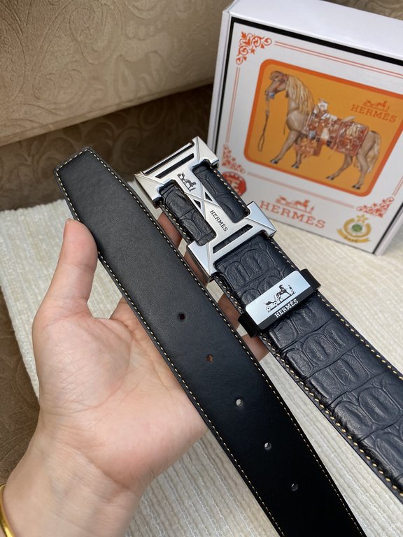 Name Hermès C  original singleMaterial the original single cowhide belt Percentage of the first layer of cowhide belt  guarantee leather, 24K pure steel buckle, counter original single quality, fine workmanship, fashiona