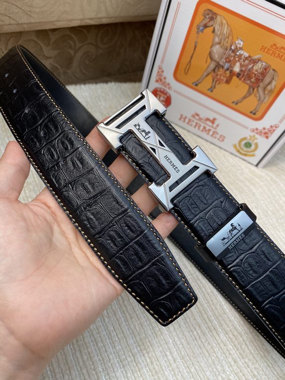 Name Hermès C  original singleMaterial the original single cowhide belt Percentage of the first layer of cowhide belt  guarantee leather, 24K pure steel buckle, counter original single quality, fine workmanship, fashiona