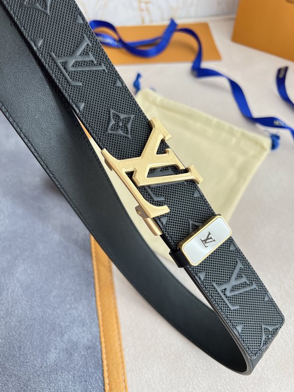 Name LV... Louis ... Wieden-Belt automatic-buckle-beltModel automatic buckle, pure steel material automatic buckle, head layer cowhide automatic belt body, physical shootingMaterial   100% head layer cowhide, guarantee l