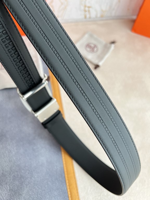 Name Hermes. Her..mes   automatic buckle belt - beltModel automatic belt body, classic automatic buckle made of pure steel, automatic belt bodyBelt  100% head layer cowhide, automatic belt body, guaranteed genuine leathe