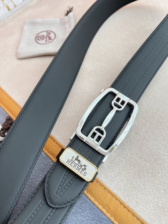 Name Hermes. Her..mes   automatic buckle belt - beltModel automatic belt body, classic automatic buckle made of pure steel, automatic belt bodyBelt  100% head layer cowhide, automatic belt body, guaranteed genuine leathe