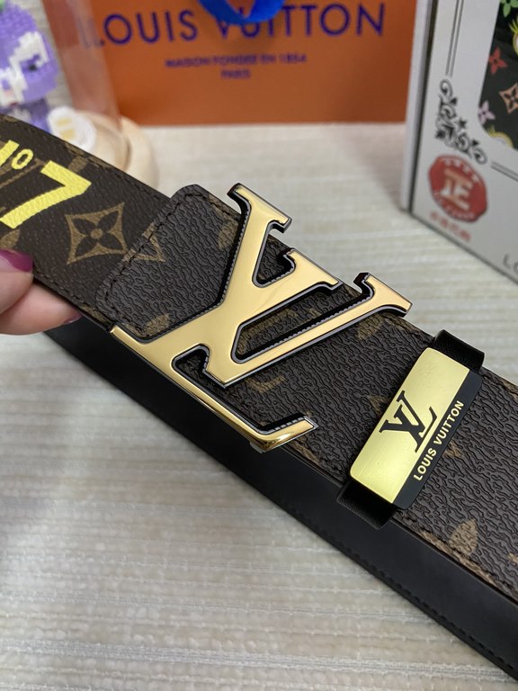 Name LV... LOUIS... Wieden   original singleMaterial the original single cowhide belt Percentage of the first layer of cowhide belt  guarantee leather, 24K pure steel buckle, the counter original single quality, fine wor