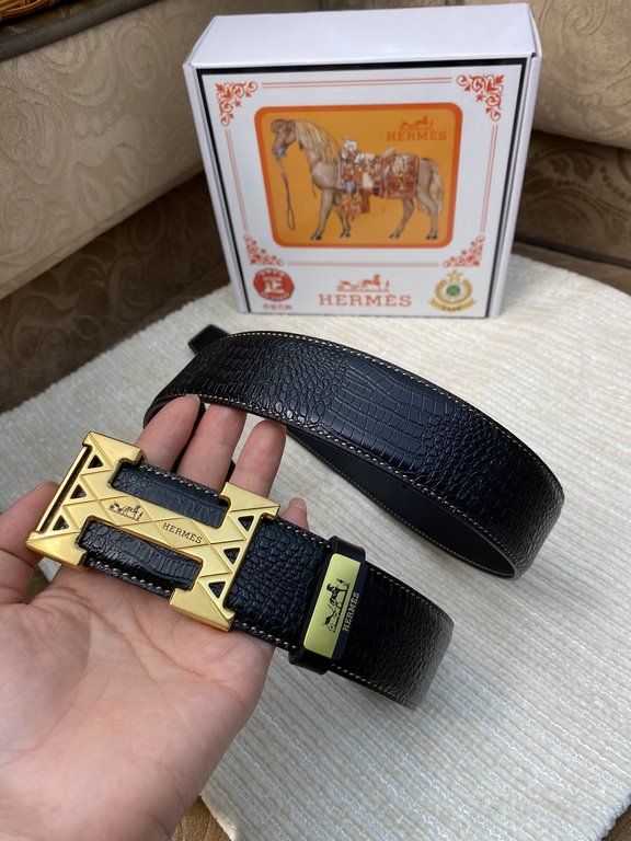 Name Hermès C  original singleMaterial the original single cowhide belt Percentage of the first layer of cowhide belt  guarantee leather, 24K pure steel buckle, counter original single quality, fine workmanship, fashiona