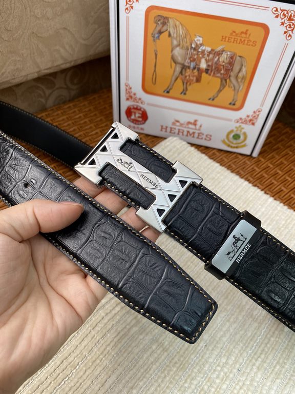 Name Hermès C  original singleMaterial the original single cowhide belt Percentage of the first layer of cowhide belt  guarantee leather, 24K pure steel buckle, counter original single quality, fine workmanship, fashiona