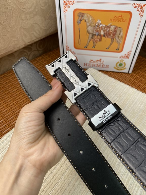 Name Hermès C  original singleMaterial the original single cowhide belt Percentage of the first layer of cowhide belt  guarantee leather, 24K pure steel buckle, counter original single quality, fine workmanship, fashiona