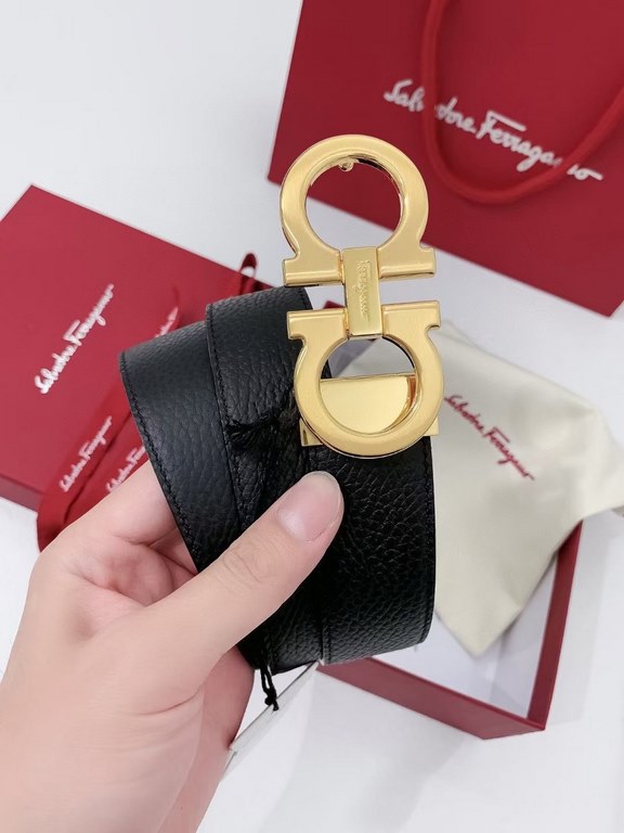 Comes with a full set of packaging gift box  !Ferragamo 35mm! Overseas factory shipments, the use of double-sided natural dumping head layer cowhide, modern style, add color to the daily look, to achieve a slimming effec