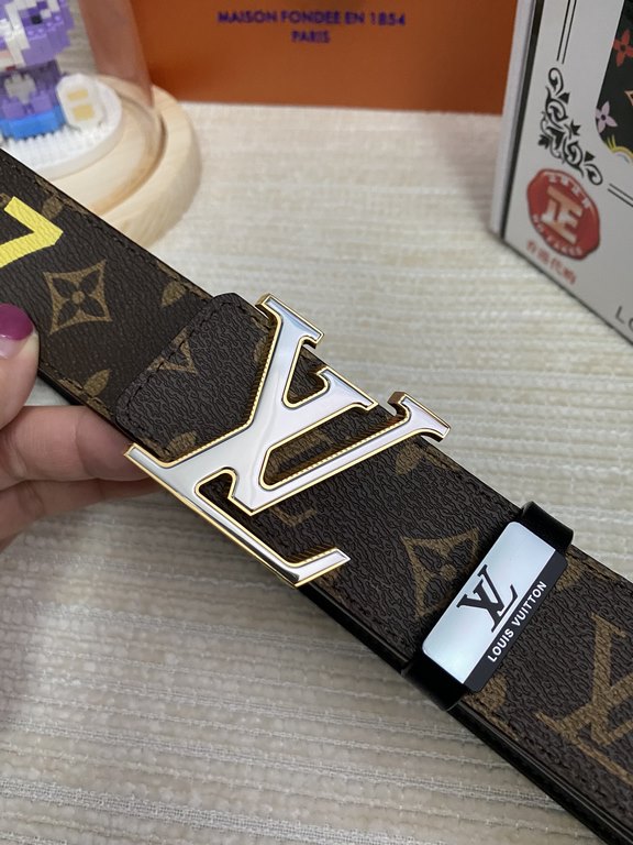 Name LV... LOUIS... Wieden   original singleMaterial the original single cowhide belt Percentage of the first layer of cowhide belt  guarantee leather, 24K pure steel buckle, the counter original single quality, fine wor