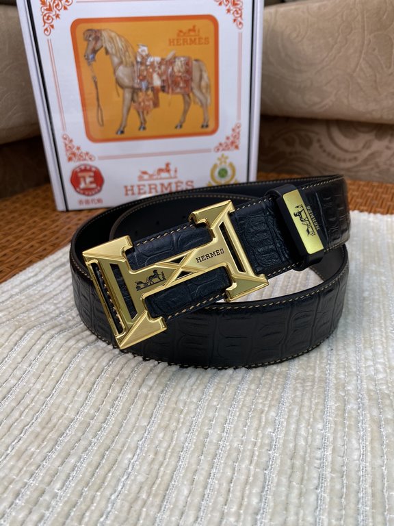 Name Hermès C  original singleMaterial the original single cowhide belt Percentage of the first layer of cowhide belt  guarantee leather, 24K pure steel buckle, counter original single quality, fine workmanship, fashiona