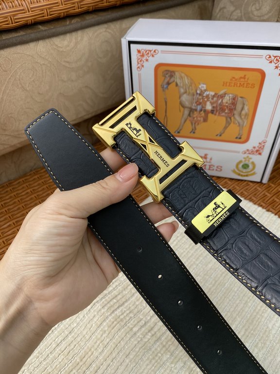 Name Hermès C  original singleMaterial the original single cowhide belt Percentage of the first layer of cowhide belt  guarantee leather, 24K pure steel buckle, counter original single quality, fine workmanship, fashiona