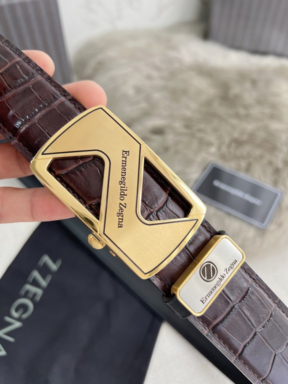 Name Ermenegildo Zelma. Ermenegiido Zelma.   belts-automatic-belts-beltsModel pure steel material automatic buckle, head layer cowhide automatic belt body, physical shootingMaterial   100% head layer cowhide, guarantee l