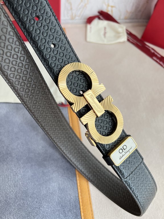 Name Ferragamo.Ferrgamo  belt - belt - original singleModel hanging buckle, classic hanging buckle made of pure copper, physical photography, head layer cowhideMaterial  100% head layer cowhide, guaranteed genuine leathe