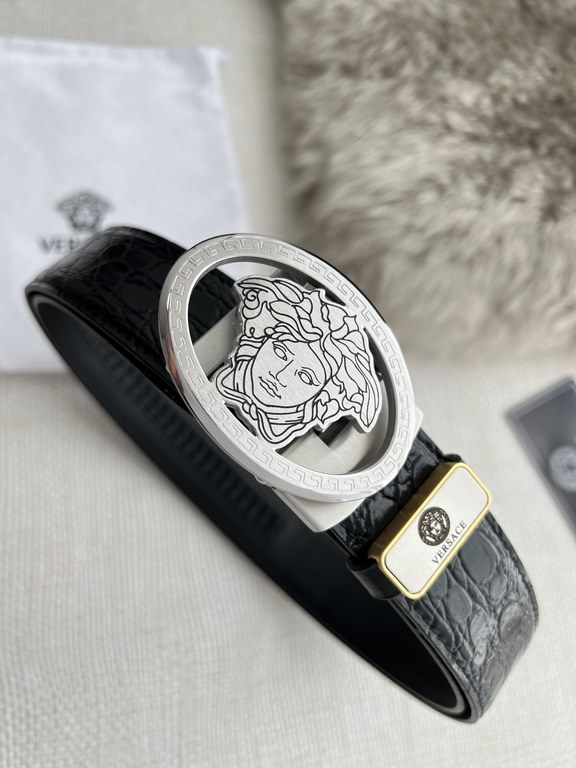 Name Versace.VERSACE.  belt - belt - automatic beltModel automatic belt body, pure steel material classic human head automatic buckle, pictures taken in kindBelt   100% head layer cowhide, automatic belt body, guaranteed