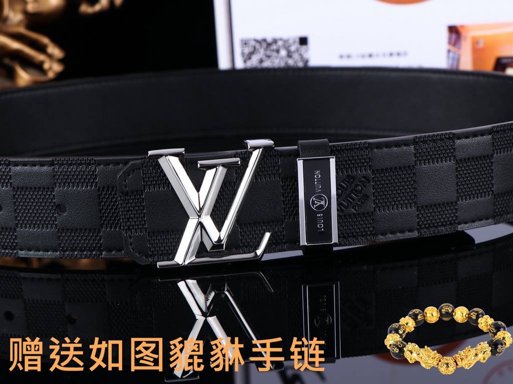 Belt LV... Louis ... WiedenOriginal  Belt  100% first layer cowhide, guarantee leather. 24k pure steel buckle   double-sided available  counter equivalent quality, give away the first choice of self-use  Packaging please