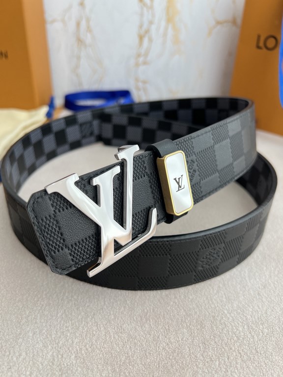 Name LV... LOUIS ... Weideng   belt-belt-original singleModel hanging buckle, classic pure steel buckle, head layer cowhide, pictures taken in kindMaterial   head layer cowhide, hanging buckle series, pure steel material