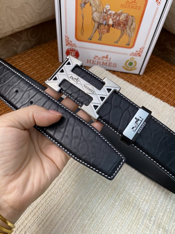 Name Hermès C  original singleMaterial the original single cowhide belt Percentage of the first layer of cowhide belt  guarantee leather, 24K pure steel buckle, counter original single quality, fine workmanship, fashiona