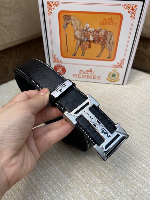 Name Hermès C  original singleMaterial the original single cowhide belt Percentage of the first layer of cowhide belt  guarantee leather, 24K pure steel buckle, counter original single quality, fine workmanship, fashiona