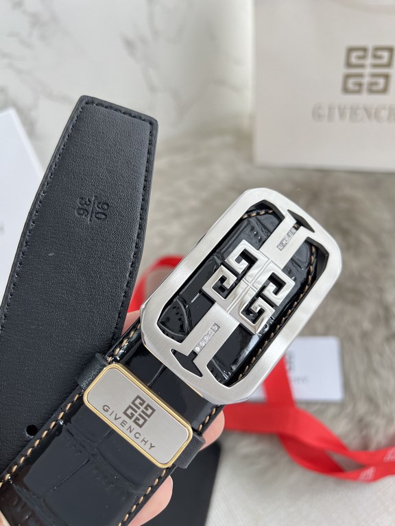 Name Givenchy.GIVENCHY-belt  -belt original singleModel hanging buckle, pure steel material with diamonds buckle head, double-sided head layer cowhideMaterial   100% head layer cowhide, guarantee leather. 24k pure steel 